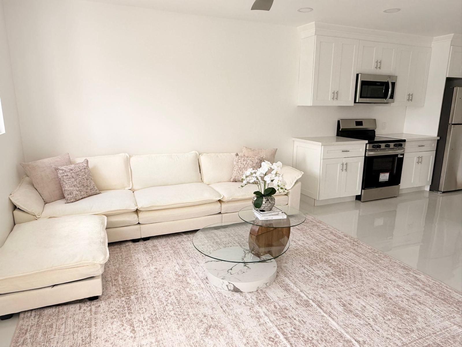 2-bedroom apartment at MOSS APARTMENTS in Abaco Islands — photo 2