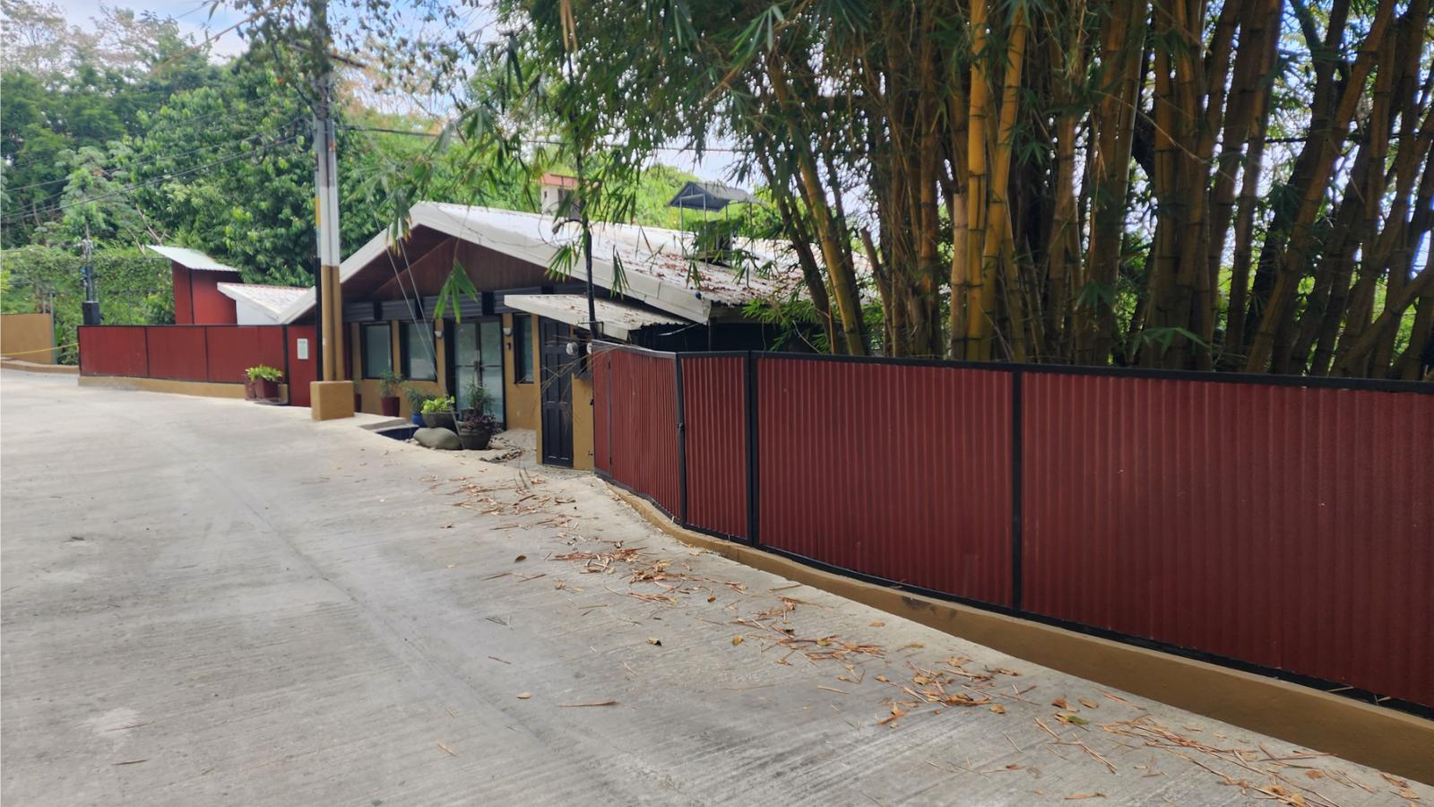 7 Bedroom Home for Sale, Pacific Canyon Drive, Manuel Antonio, Puntarenas, Costa Rica — photo 1
