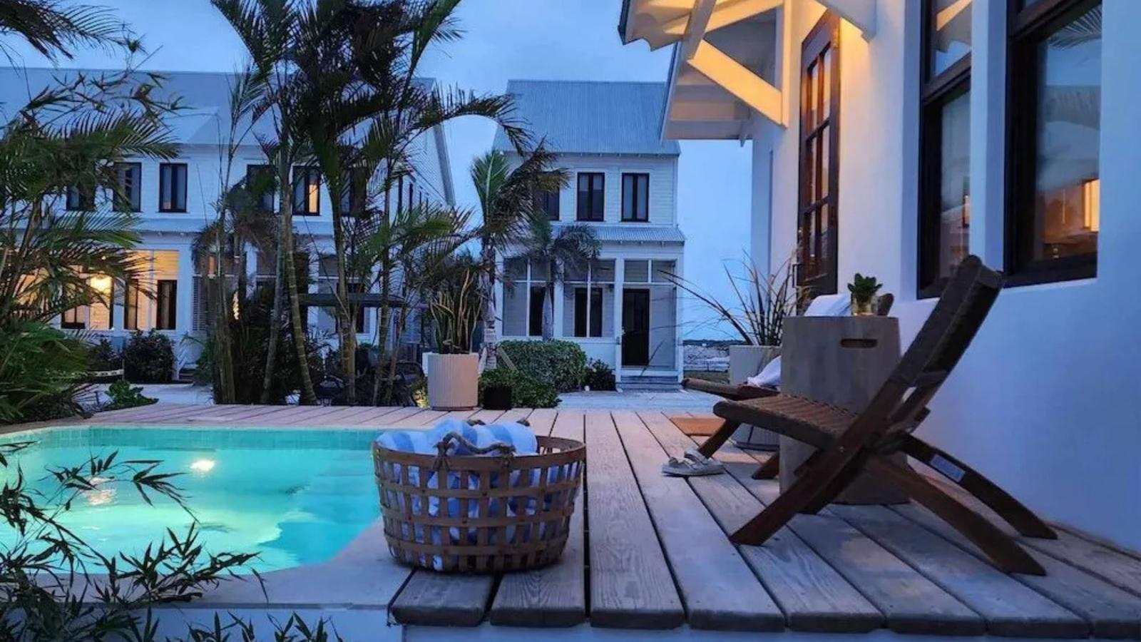 2-bedroom Cordage Cottage in Mahogany Bay, San Pedro — photo 3