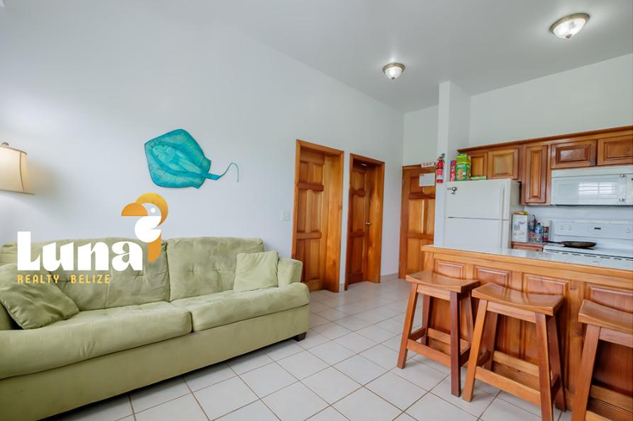1 bedroom property for sale — Grand Baymen Best Western Condo 1BR at Belize — photo 3
