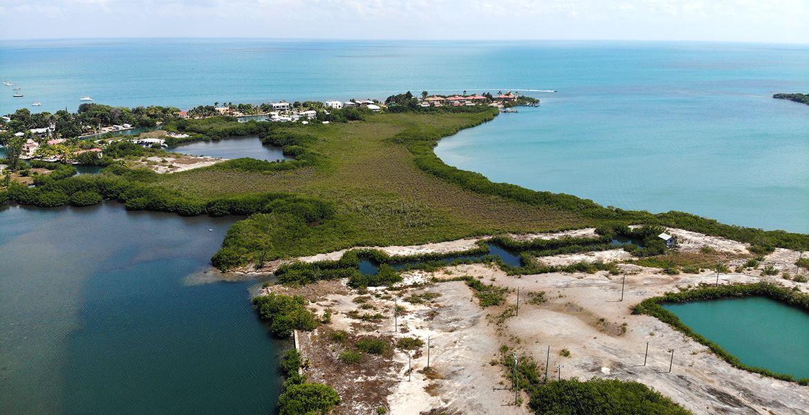 Double Waterfront Lot with Multiple Homes — photo 1