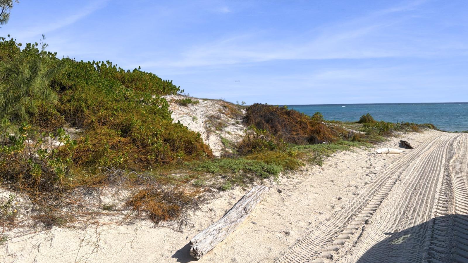 Sailrock Area Beachfront Land — photo 4