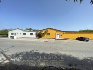Centrally located commercial property with storage & office space — photo 2