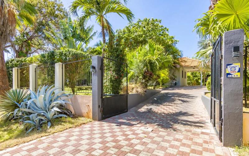 5 bedroom home for rent in Julianadorp, Curaçao — photo 5