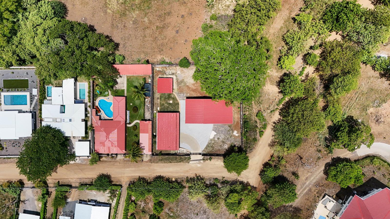 5 Bedroom Home for Sale, Barrio Los Canales, Playas del Coco, Guanacaste, Costa Rica — photo 4