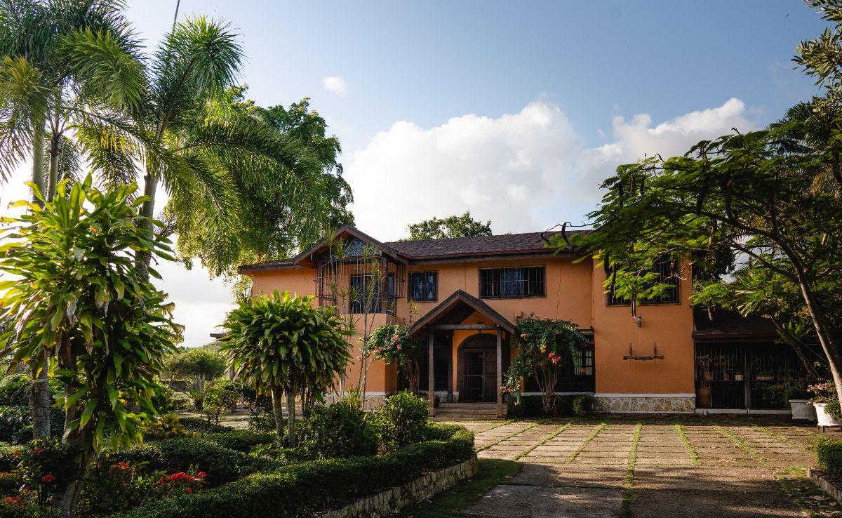 Luxury Two-Story Villa for Sale in Peravia, Dominican Republic | Ideal for Airbnb — photo 1