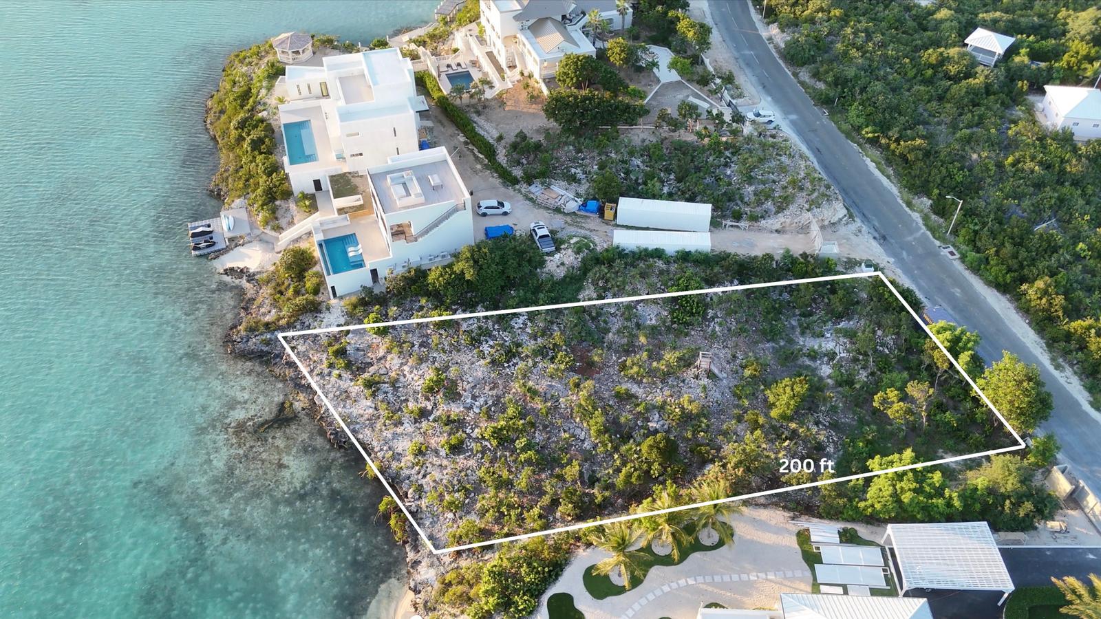 Prime Waterfront Land in Chalk Sound, Silly Creek — photo 5