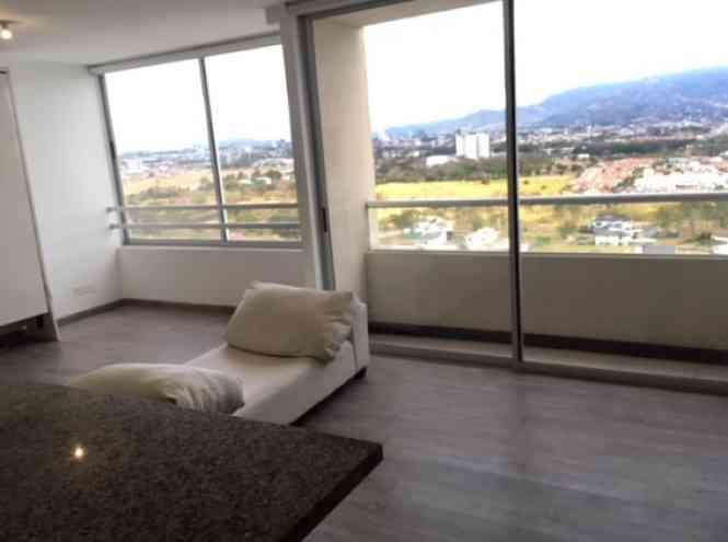 Semi-furnished Boutique Studio Top Floor for Sale in Condominio Bellavista, Heredia — photo 4