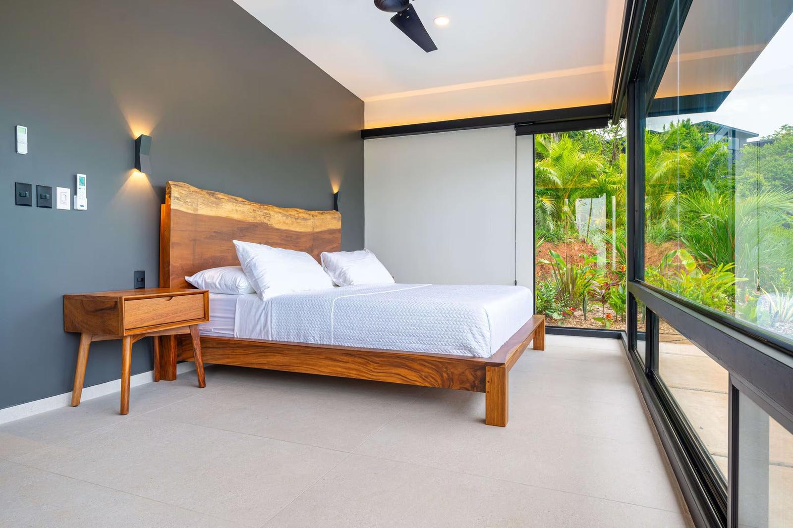 3 Bedroom Luxury Home for Sale, Hills of Portalon, Manuel Antonio, Costa Rica — photo 4