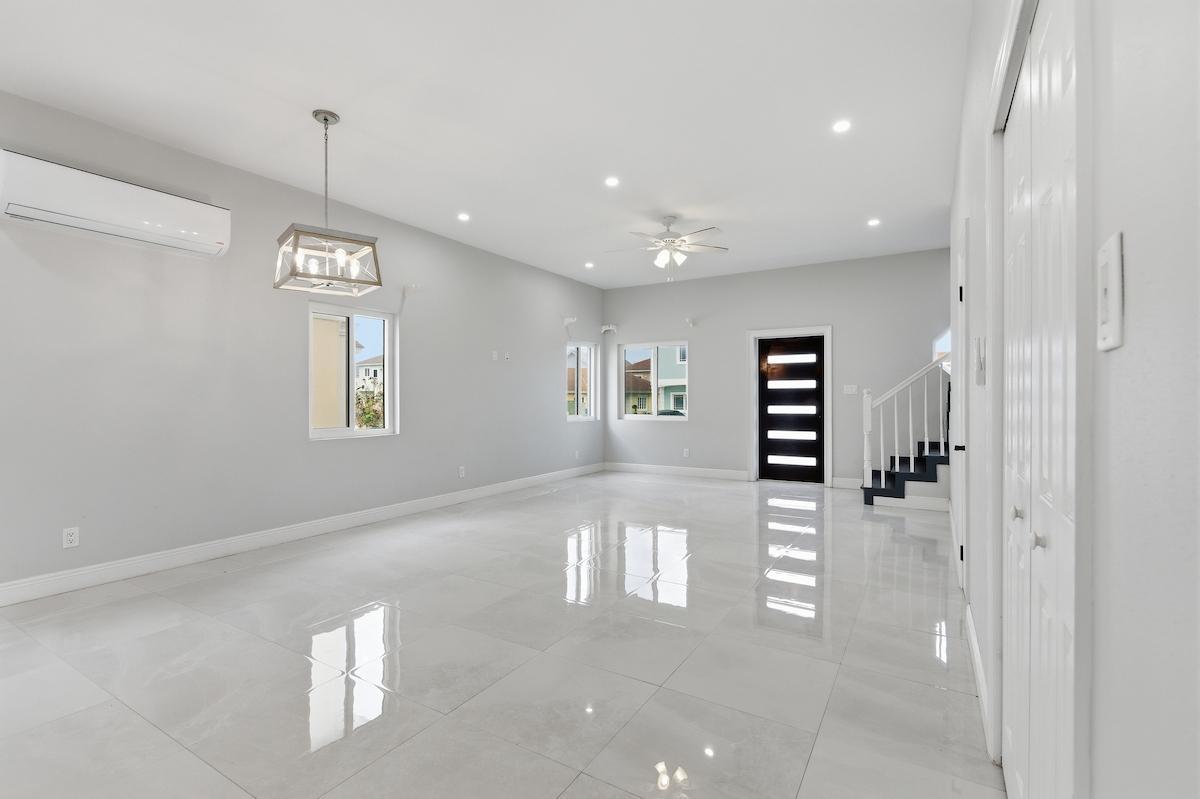 2-bedroom apartment in West Winds, Nassau (gated community) — photo 4
