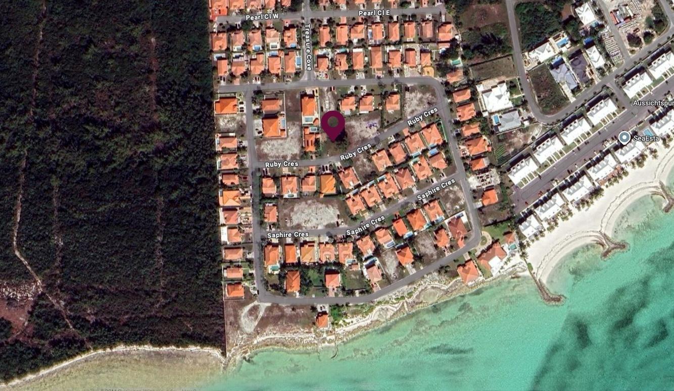 RUBY CRESCENT in Nassau — photo 3