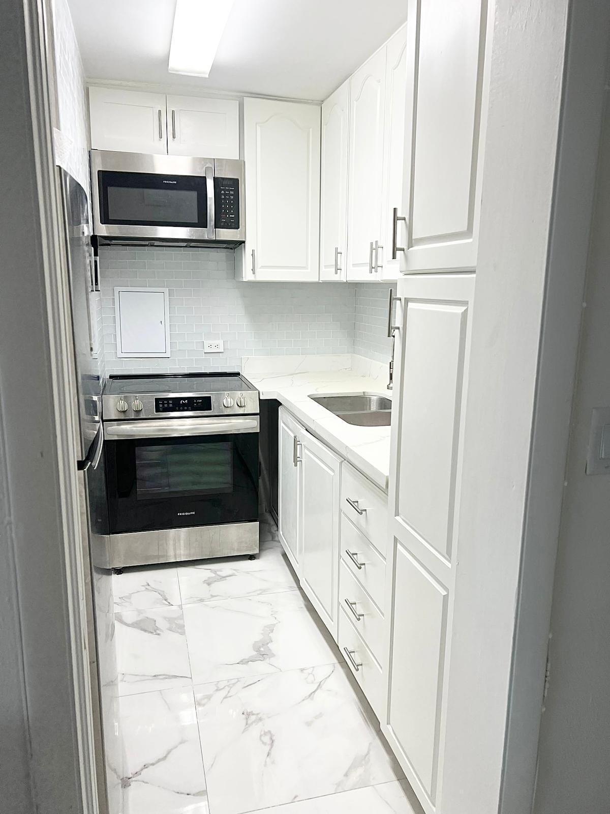 2 bedroom Apartment for sale — DELAPORTE POINT in Nassau / New Providence, The Bahamas — photo 5