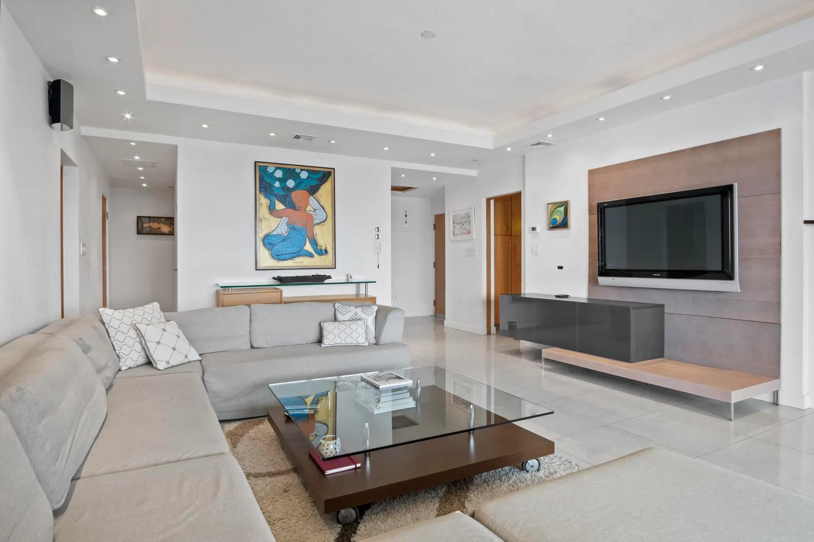 3-bedroom apartment in St Thomas — photo 5