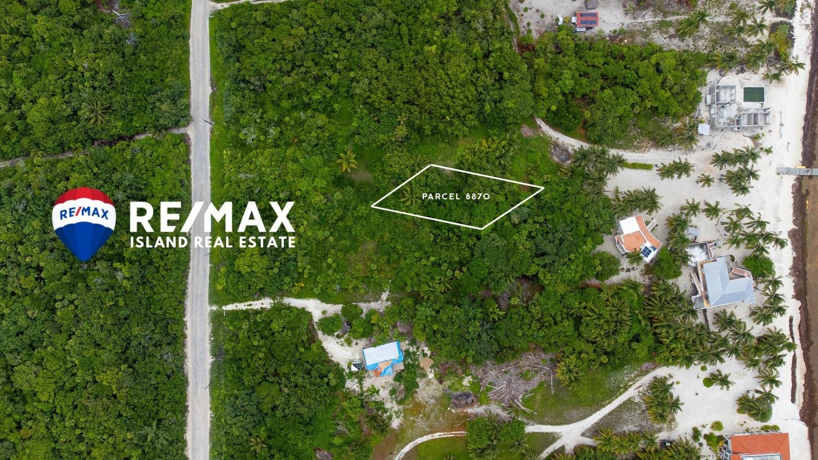 Beachfront Without the Beachfront Price – Parcel 8870 in Palmero Point, Ambergris Caye — photo 2