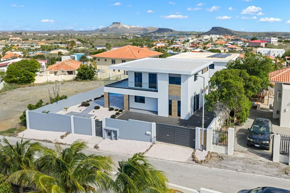 3-bedroom villa in Jan Thiel Oost, Curaçao with pool — photo 3