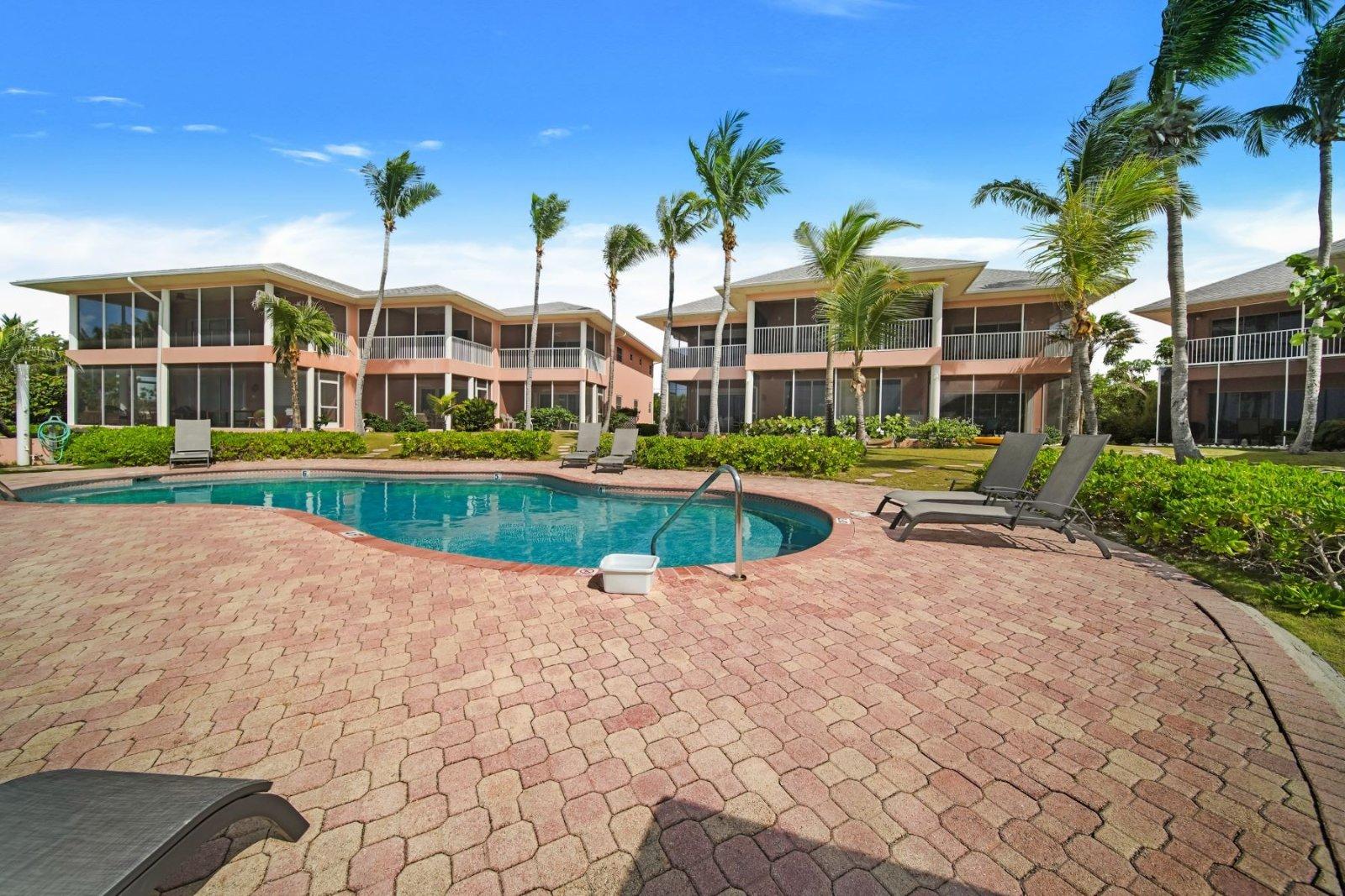 2 Bedroom Oceanfront Townhouse for Sale, Northern Lights 8, North Side, Grand Cayman — photo 5