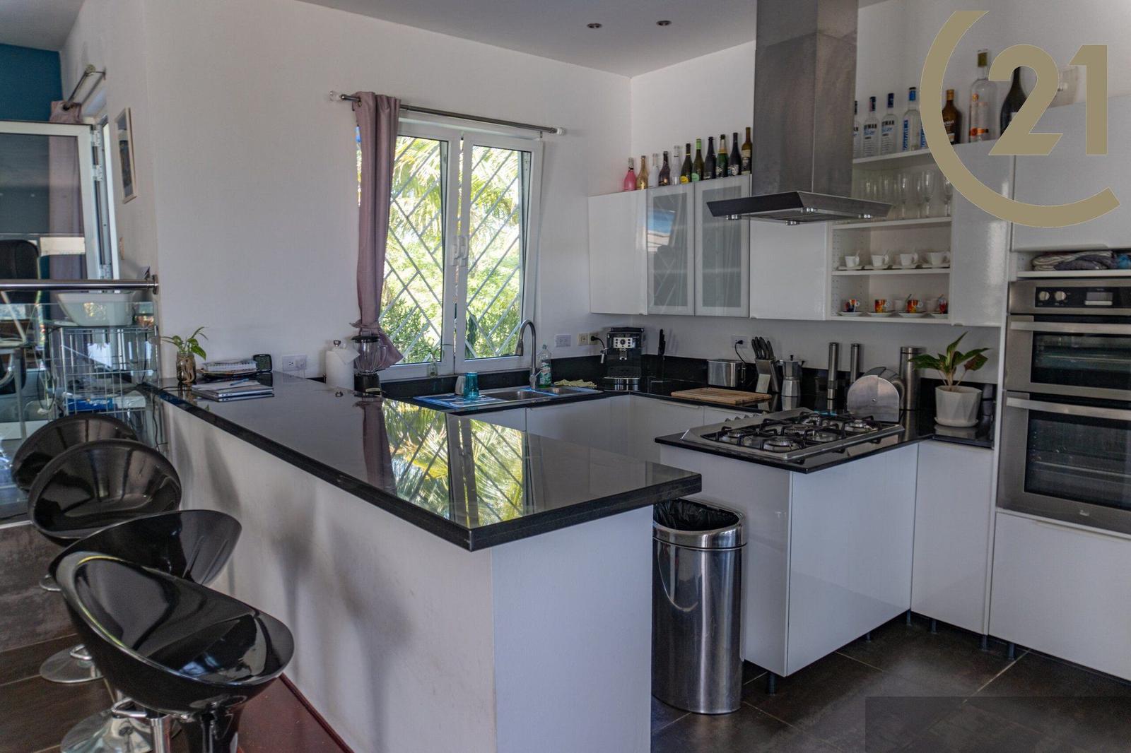 4 Bedroom Mountain House in Los Brazos, Jamao al Norte — photo 3