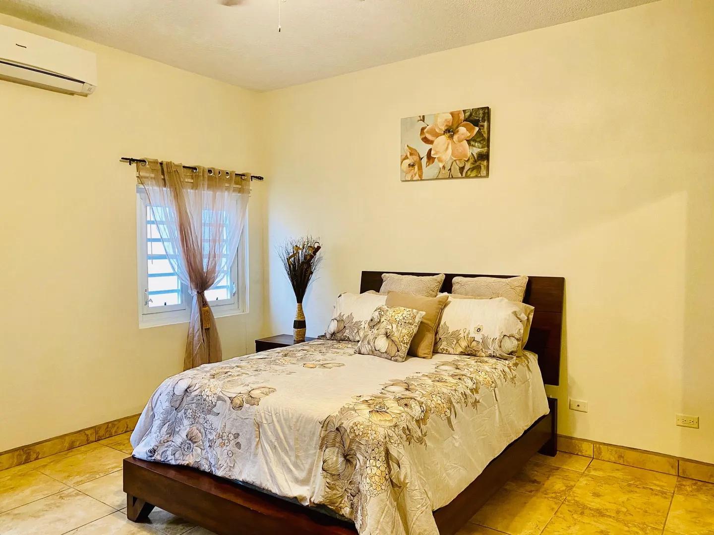 2-bedroom apartment in St. Thomas — photo 4