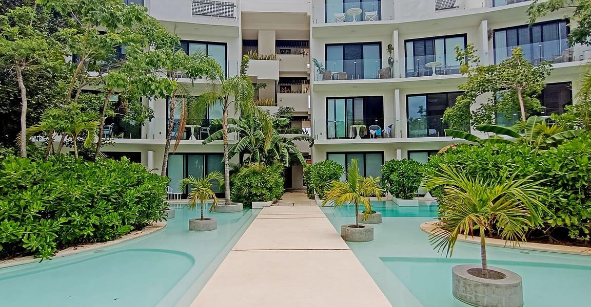 Swim Up Studio for Sale, Central Park Lagunas, Tulum, Mexico — photo 3