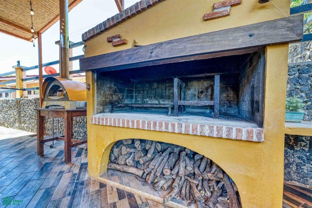 14 Bedroom Compound for Sale, Villareal, Tamarindo — photo 3