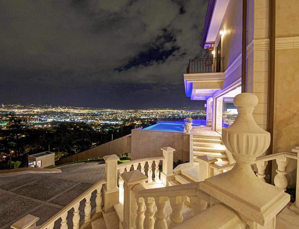 4 Bedroom Luxury Home for Sale, Escazu, San Jose, Costa Rica — photo 2