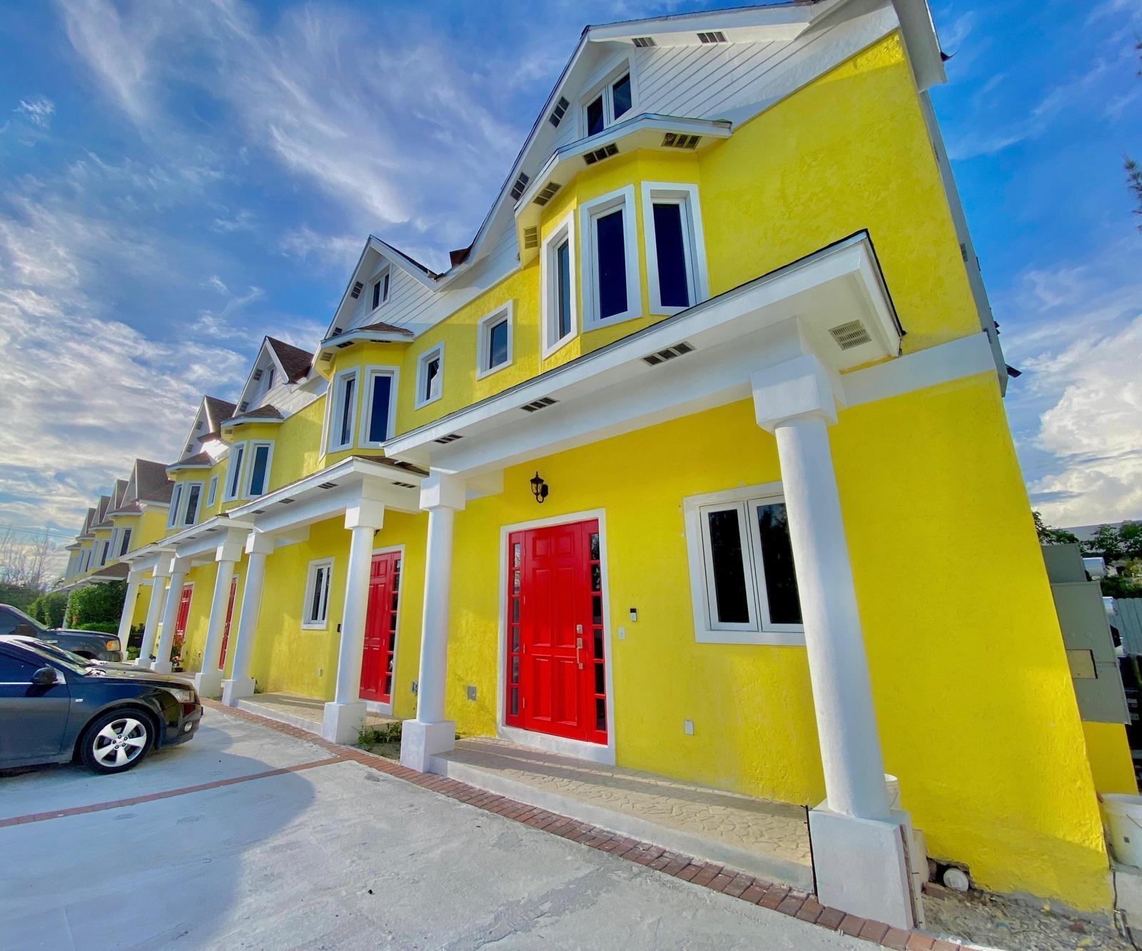 4 bedroom Apartment for sale — DUNMORE COURT in Nassau — photo 2