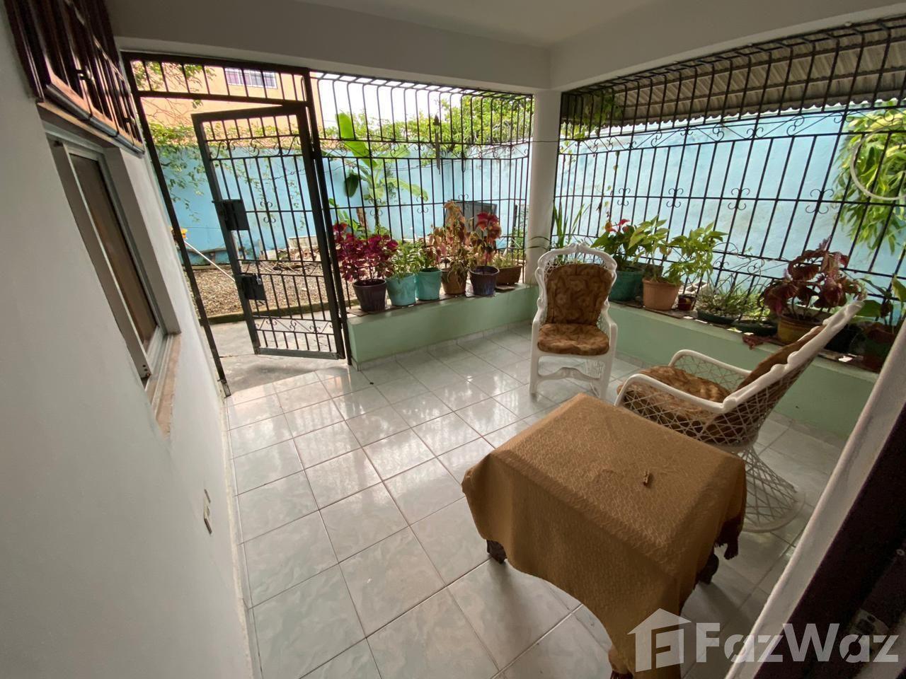 Beautiful Two Storys House for Sale in Santo Domingo Este — photo 3