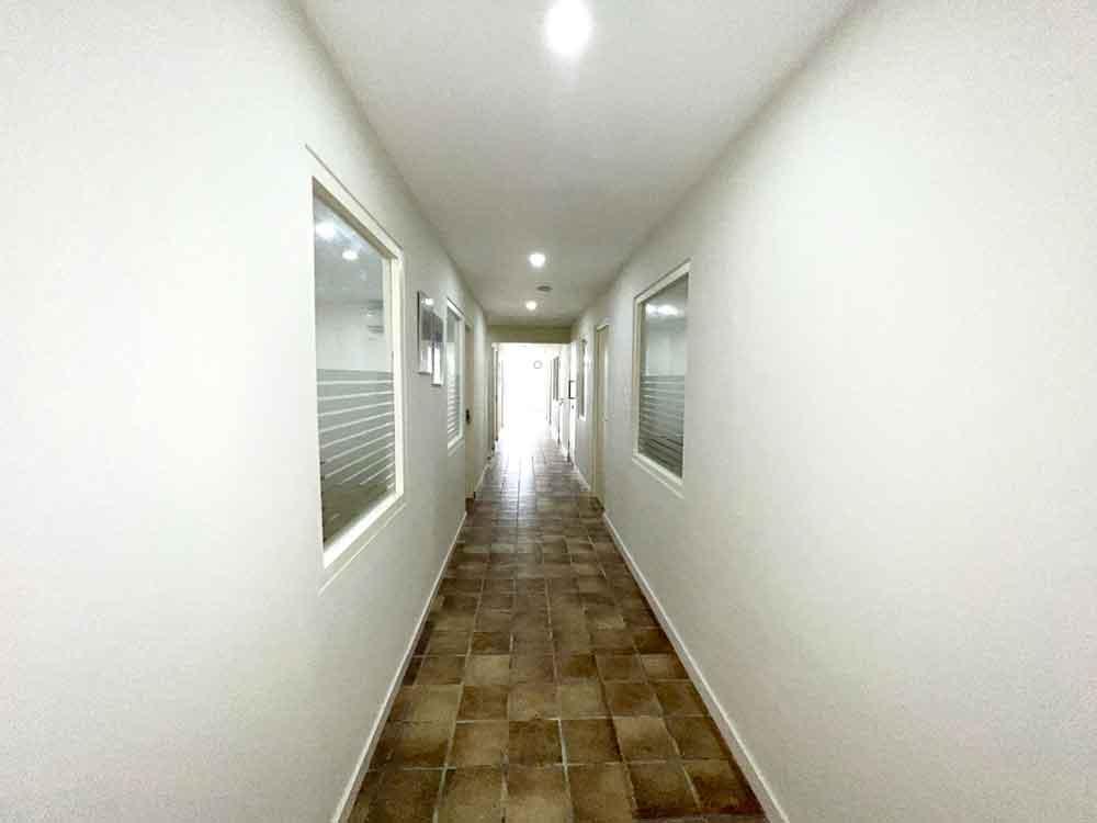 Six separate private offices for rent in Zeelandia — photo 4