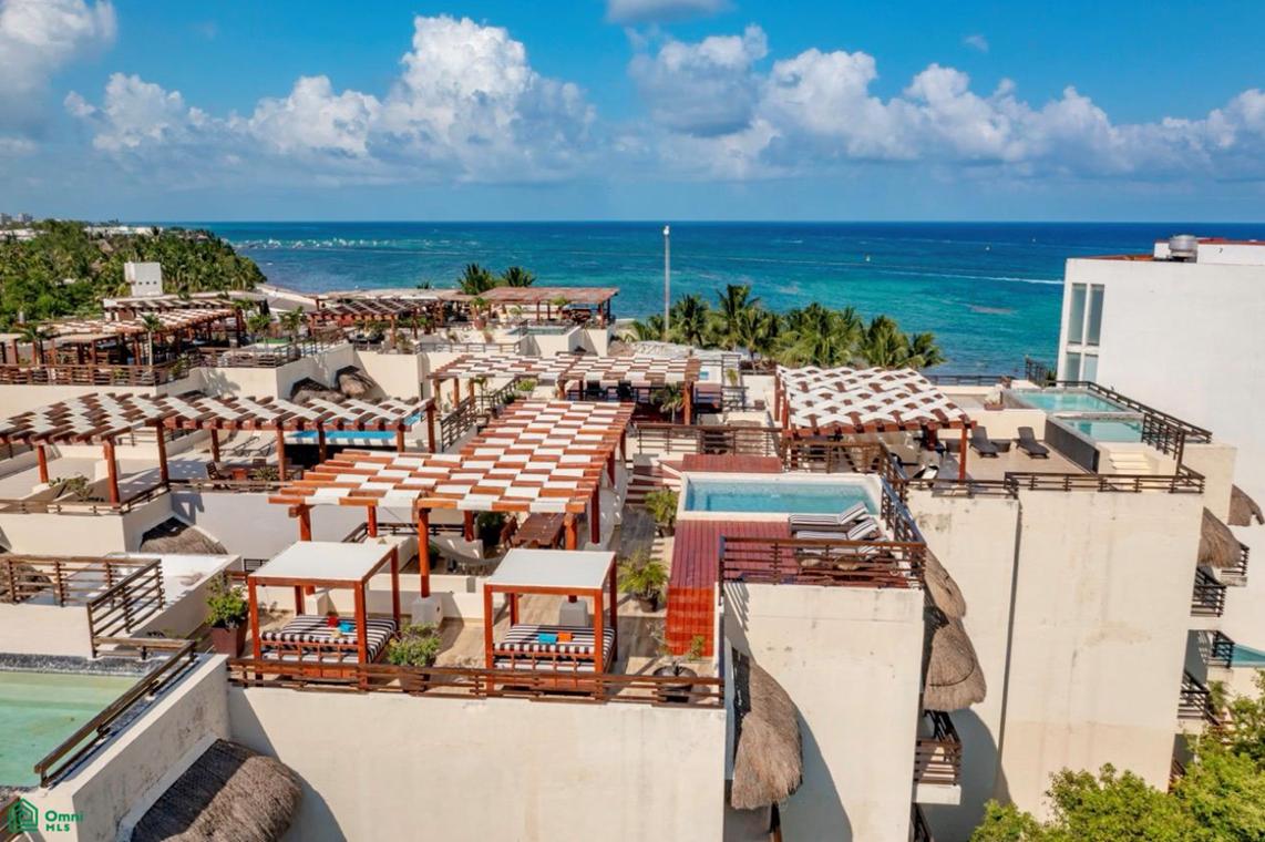 Aldea Thai 3BR Beachfront Penthouse at Mamita's Beach Club, Playa del Carmen — photo 3