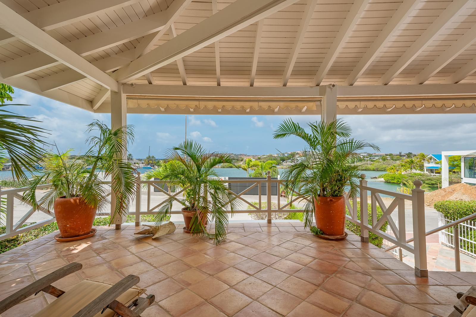 4 Bedroom Waterfront Villa for Sale, Jan Sofat W31, Spanish Water, Curacao — photo 3