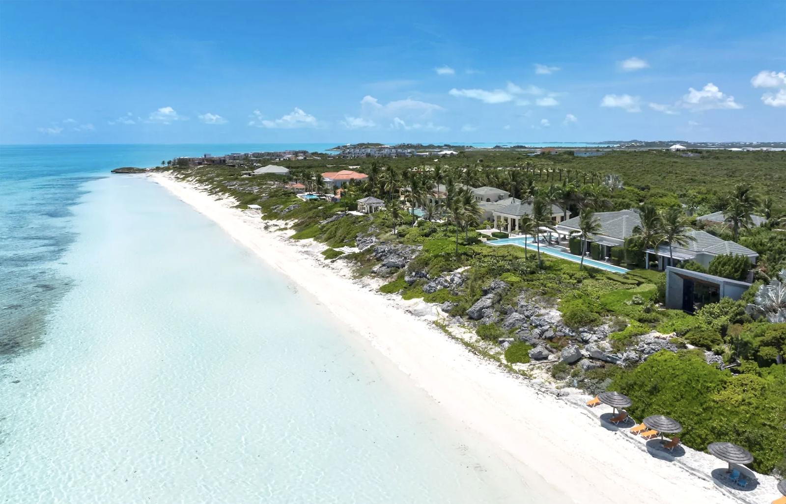 La Dolce Vita, 9-bedroom villa in Grace Bay, Providenciales — photo 1