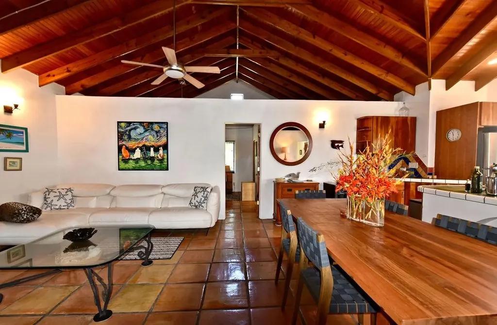 2-bedroom beachfront home in Pigeon Cay — photo 5