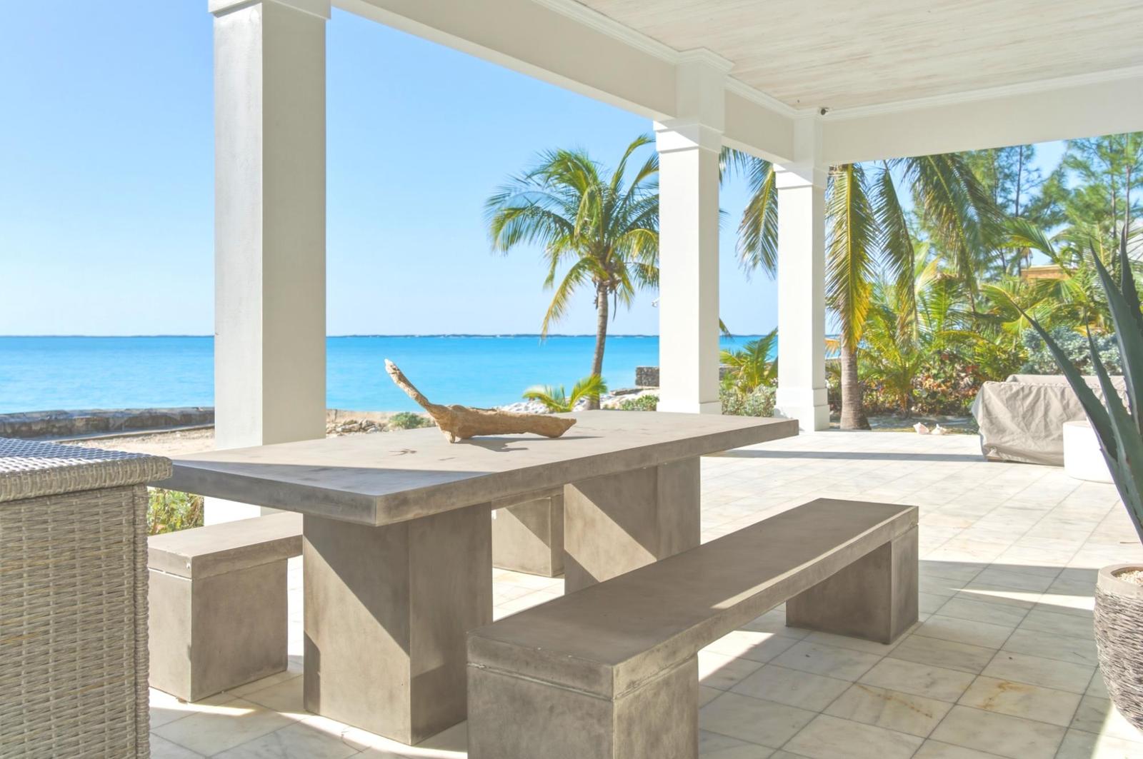 4 bedroom Residence for sale — Sunrise Pt VILLA BLANCA in Abaco Islands, The Bahamas — photo 1
