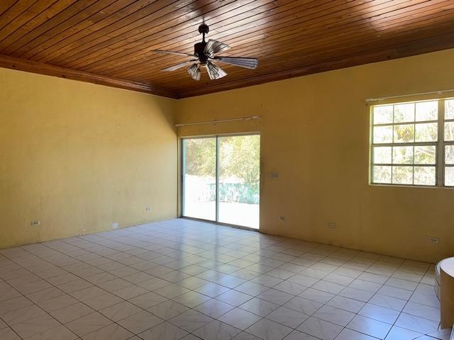 6 bedroom Residence for sale — SASSOON DRIVE in Nassau — photo 4