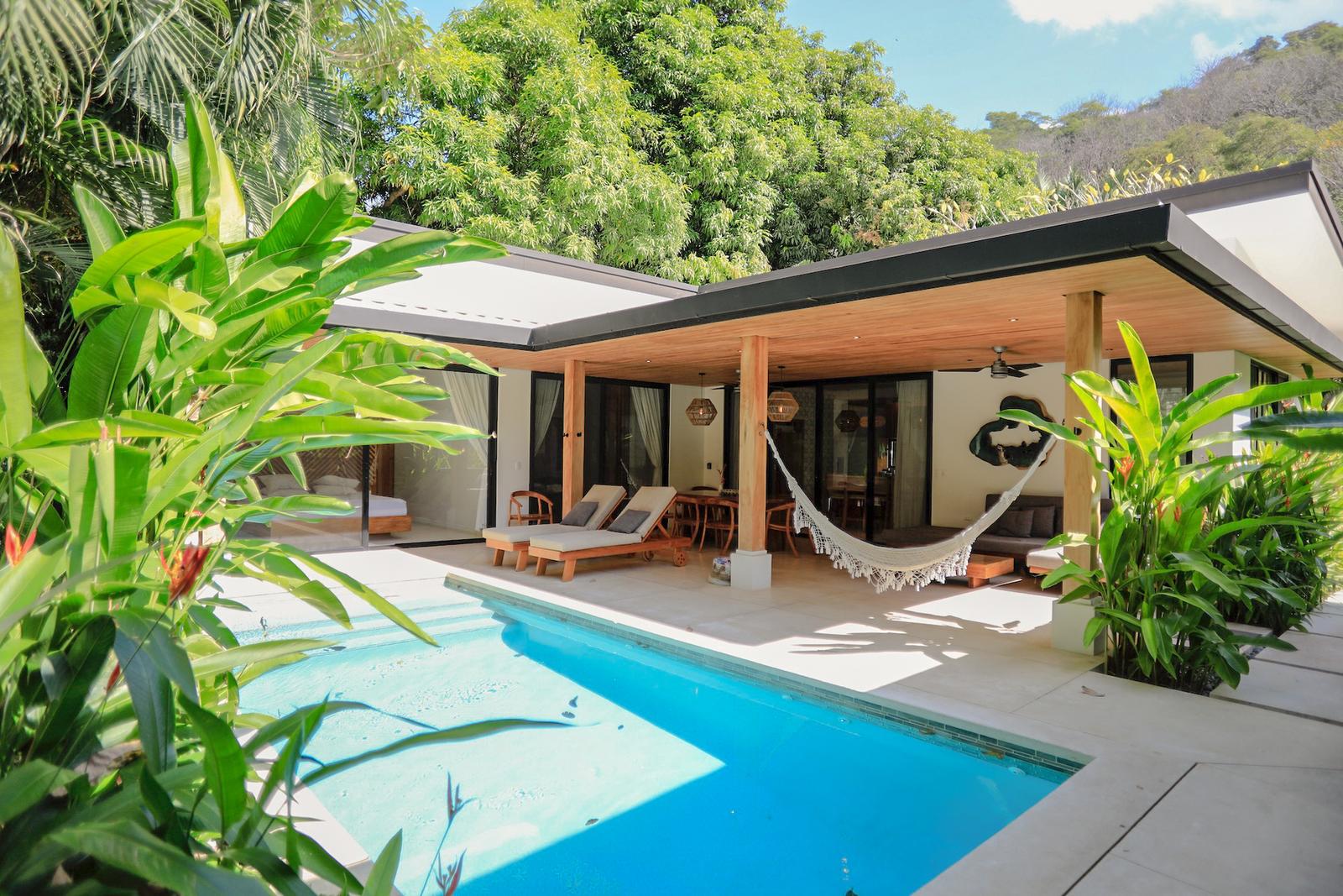 3 Bedroom Home for Sale, Santa Teresa, Puntarenas, Costa Rica — photo 2
