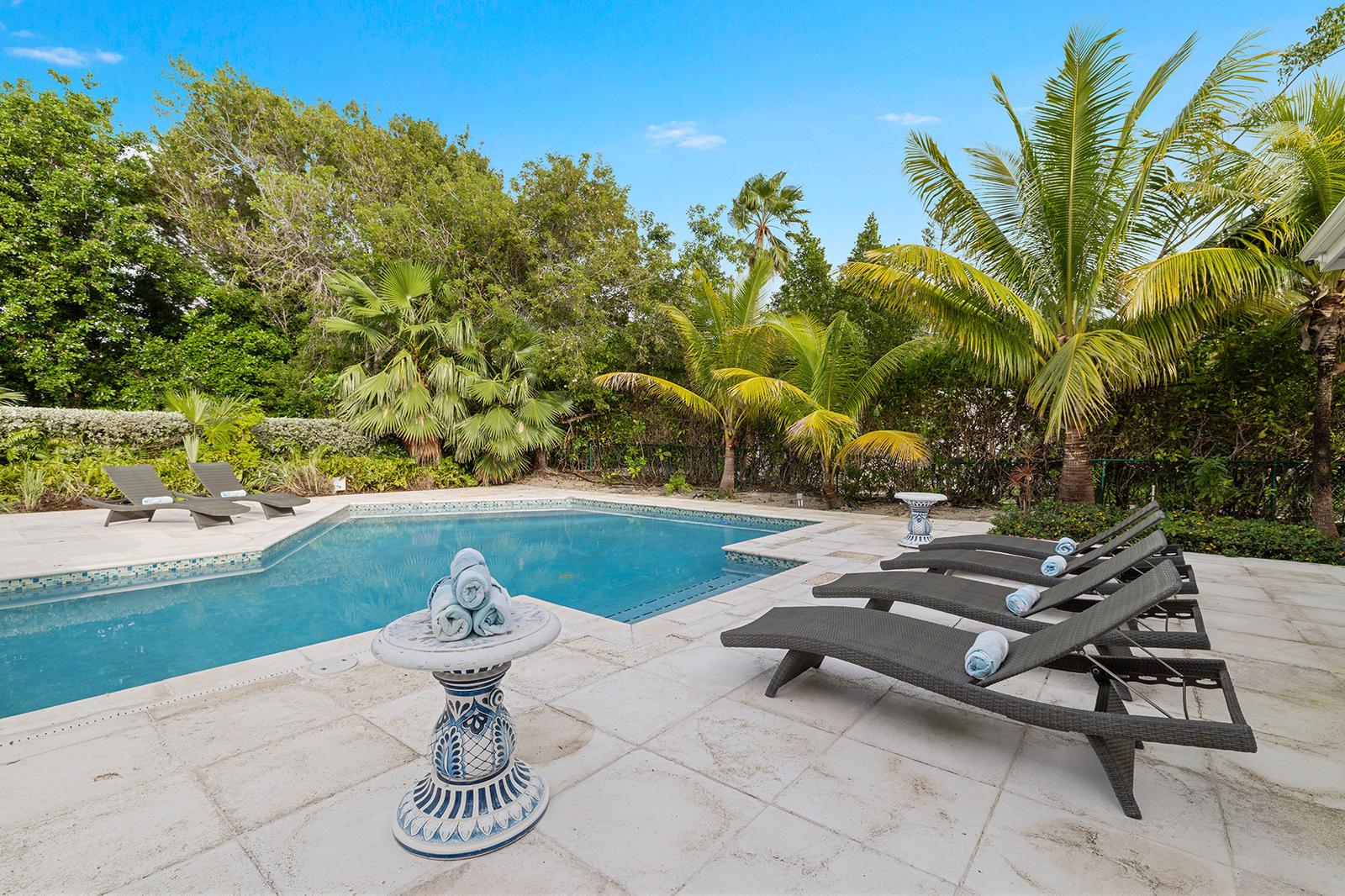 Beach Daze Villa — photo 3