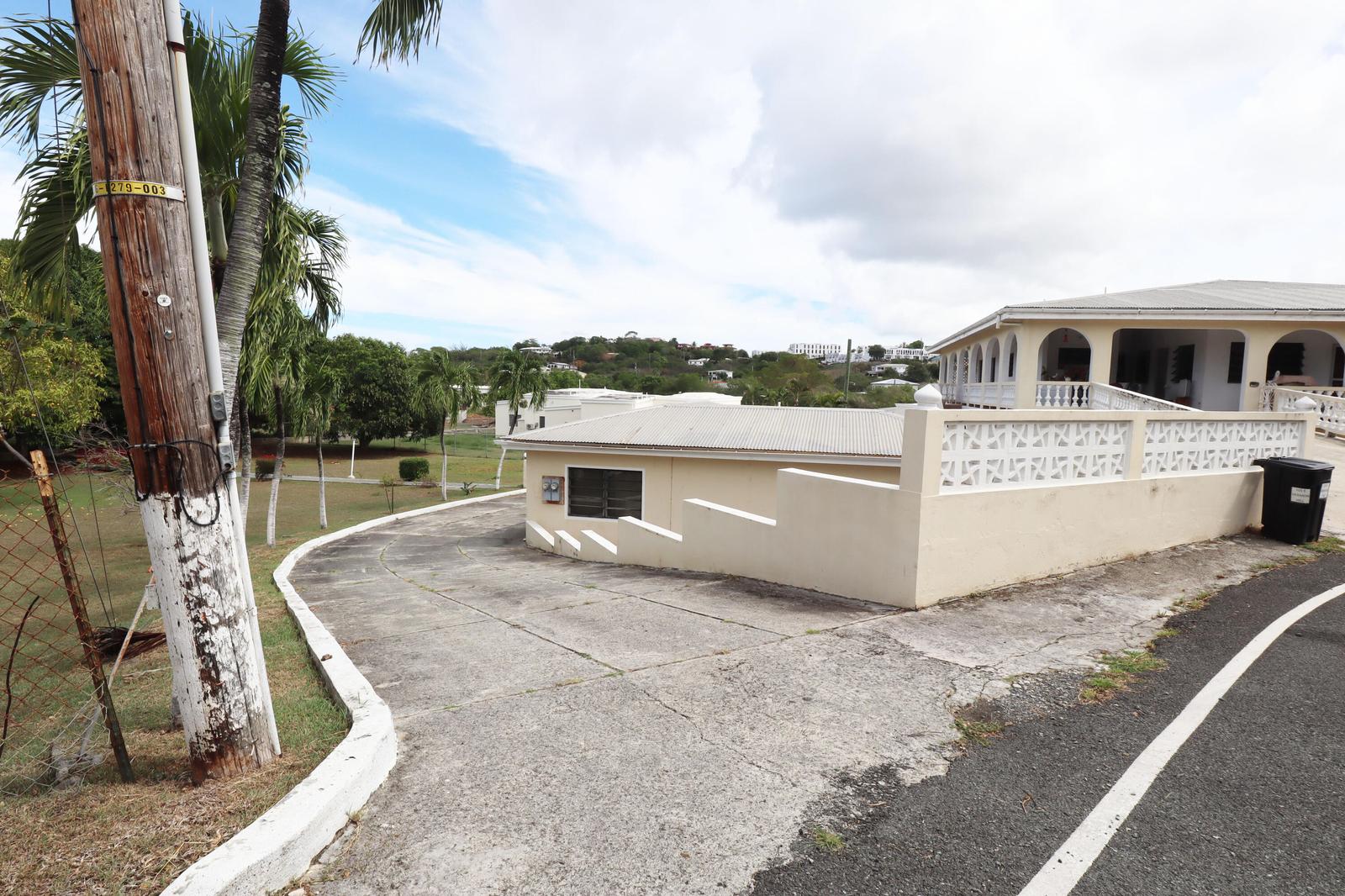 1-bedroom, 1-bathroom apartment for rent in Herman Hill Estate, St. Croix, US Virgin Islands — photo 1