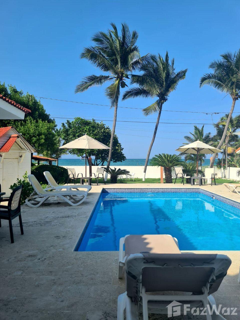 6 Bedroom Villa for Sale at Costambar — photo 1