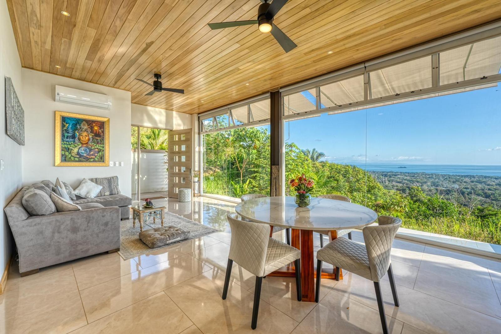 6 Bedroom Luxury Home for Sale in Uvita — photo 5