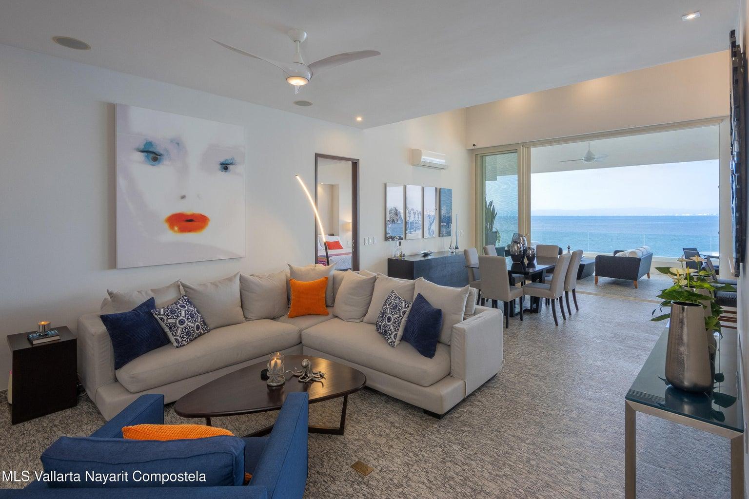 3 Bedroom Beachfront Penthouse Condo for Sale, Arco Sur, Sierra del Mar Los Arcos, Puerto Vallarta, Mexico — photo 3