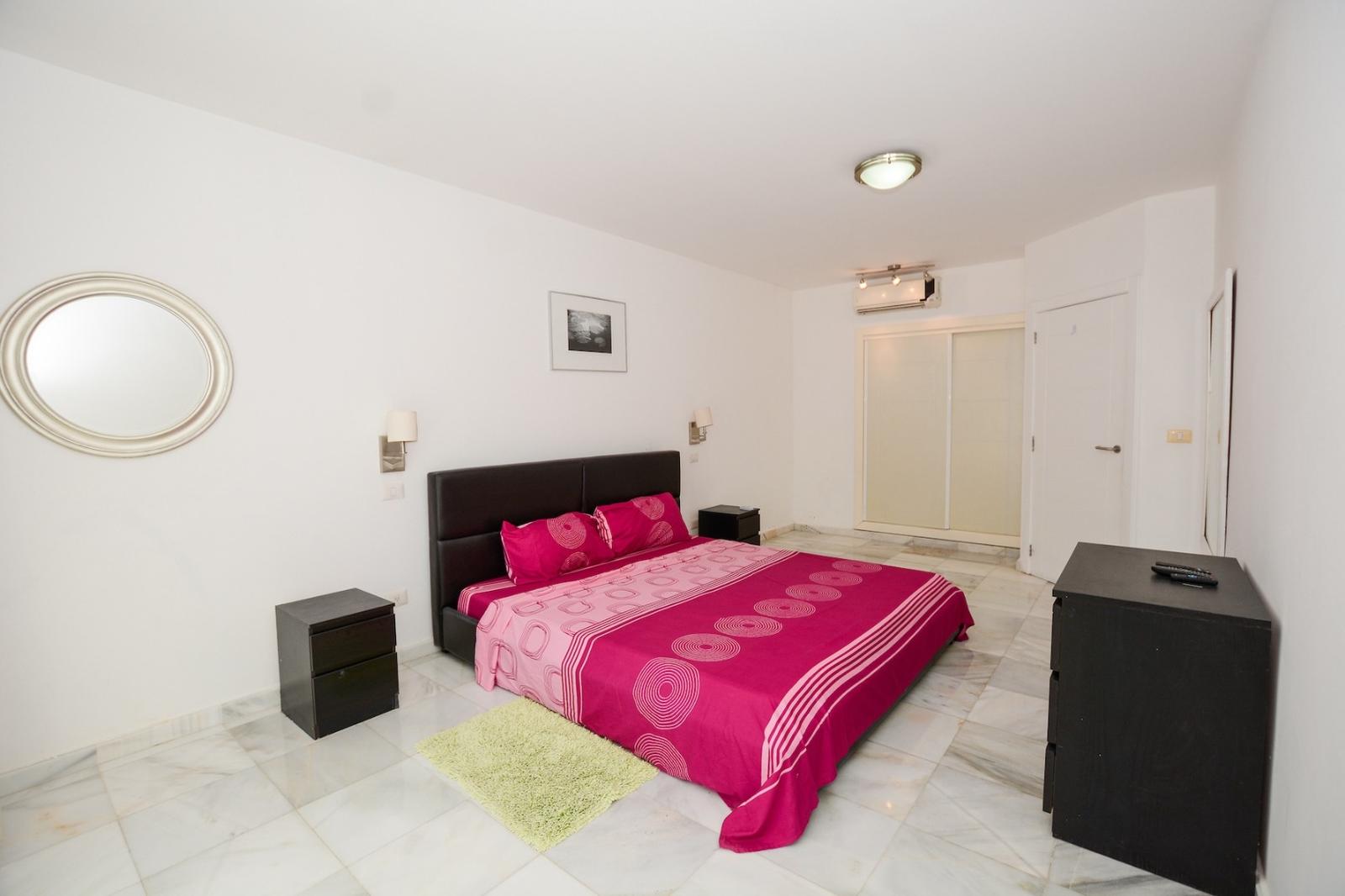 1 bedroom property for sale — photo 5