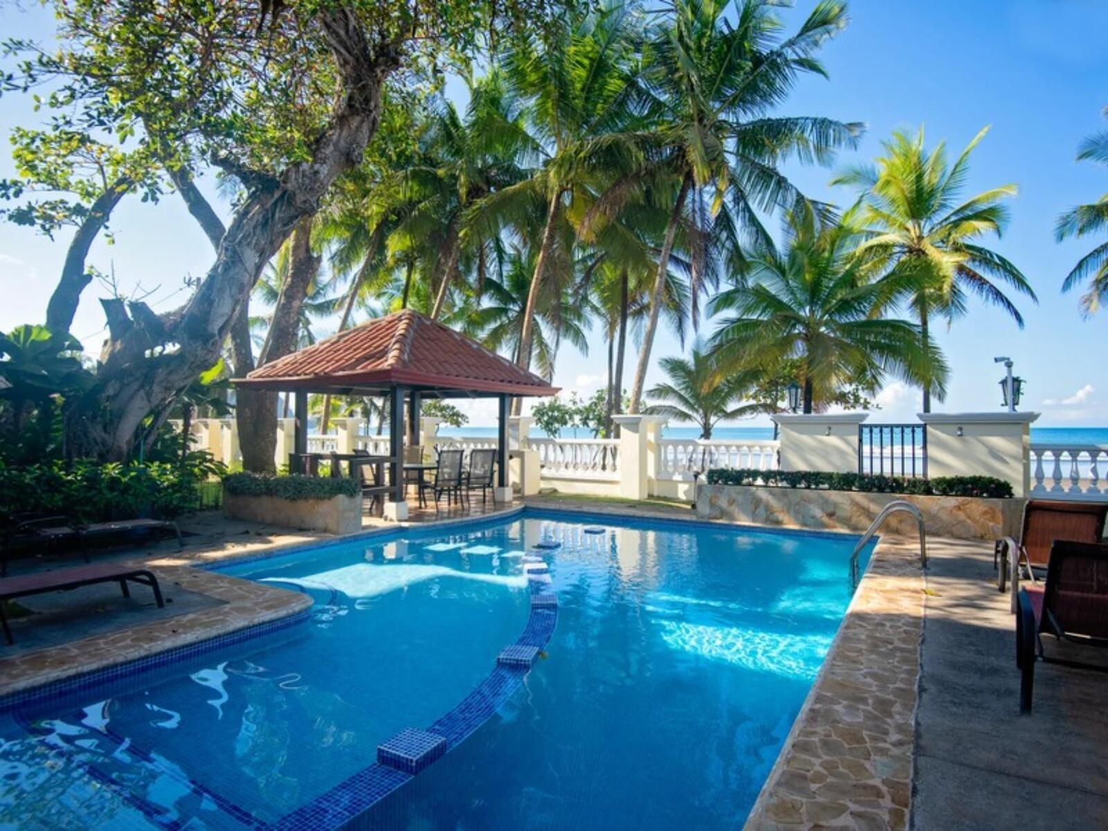 5 Bedroom Beachfront Home for Sale in Jaco, Costa Rica — photo 4