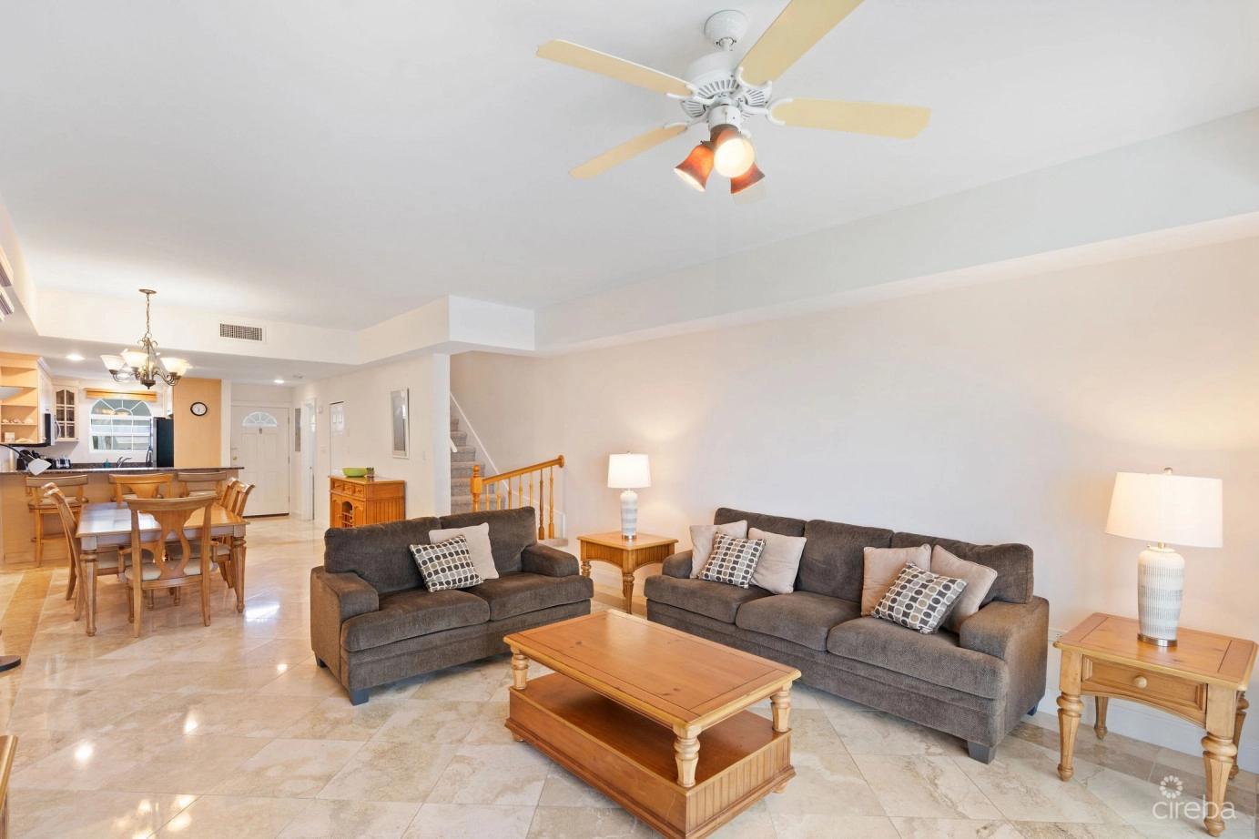 2-bedroom townhouse in Windsor Village 28, Cayman Islands — photo 2