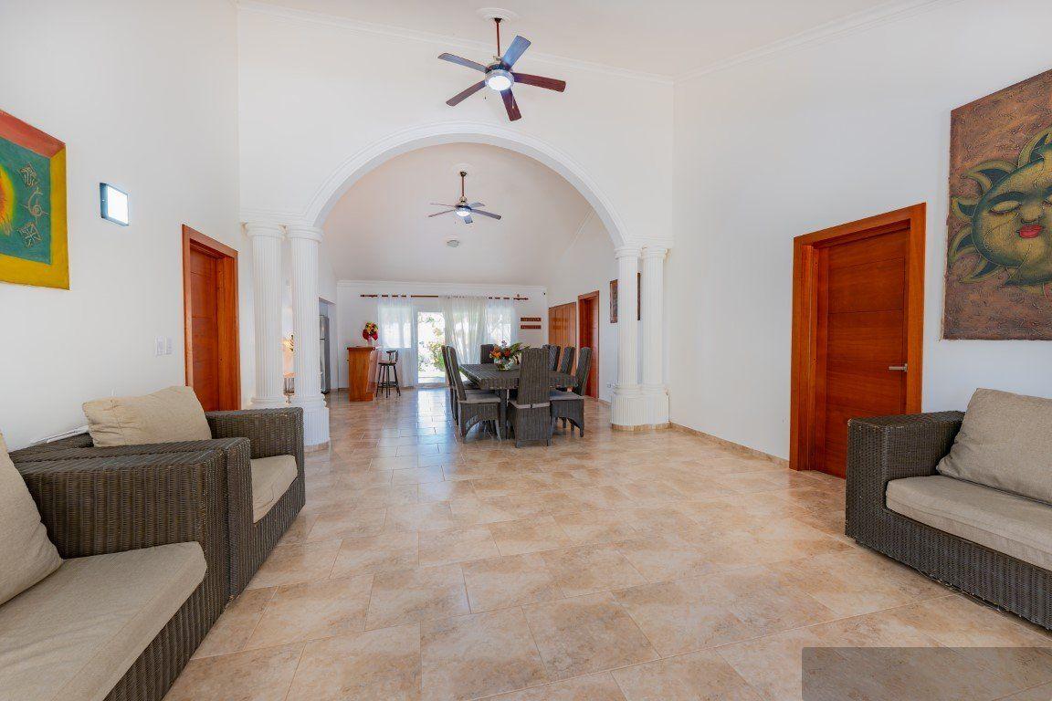 4.5-Bedroom Villa in Jardín Deportivo, Cabarete — photo 3