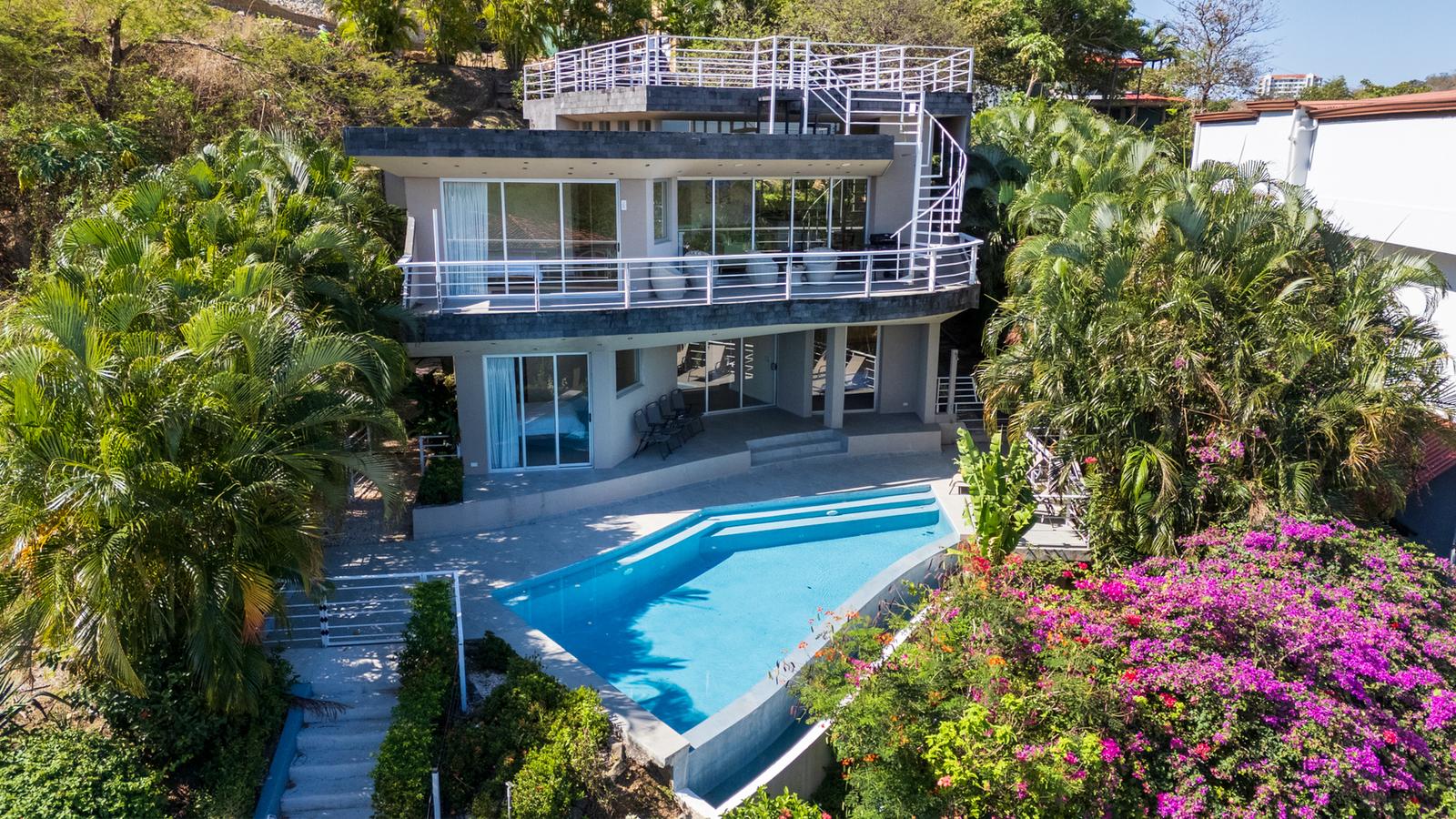 3 Bedroom Home for Sale, Altos de Flamingo, Playa Flamingo, Guanacaste, Costa Rica — photo 1