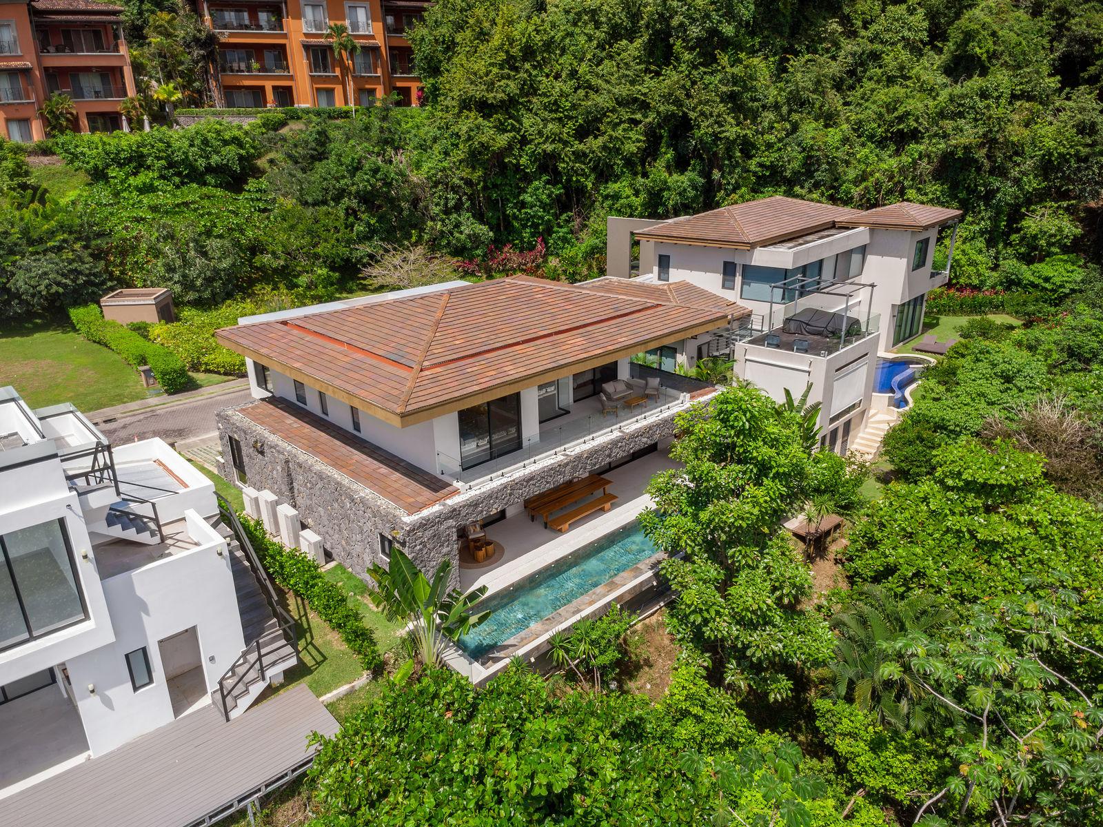 6 Bedroom Home for Sale, El Bosque, Los Suenos, Jaco, Puntarenas, Costa Rica — photo 3