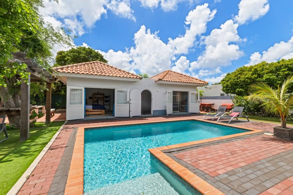 Studio for rent in Julianadorp, Curaçao — photo 1