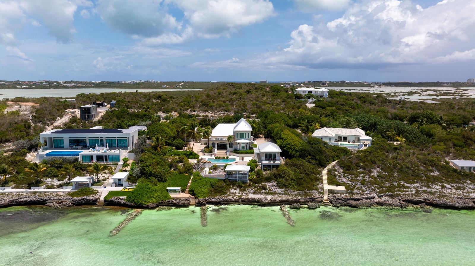 51 LE MER BRISTOL HILL Road, Turtle Tail, Providenciales, Turks and Caicos Islands — photo 1