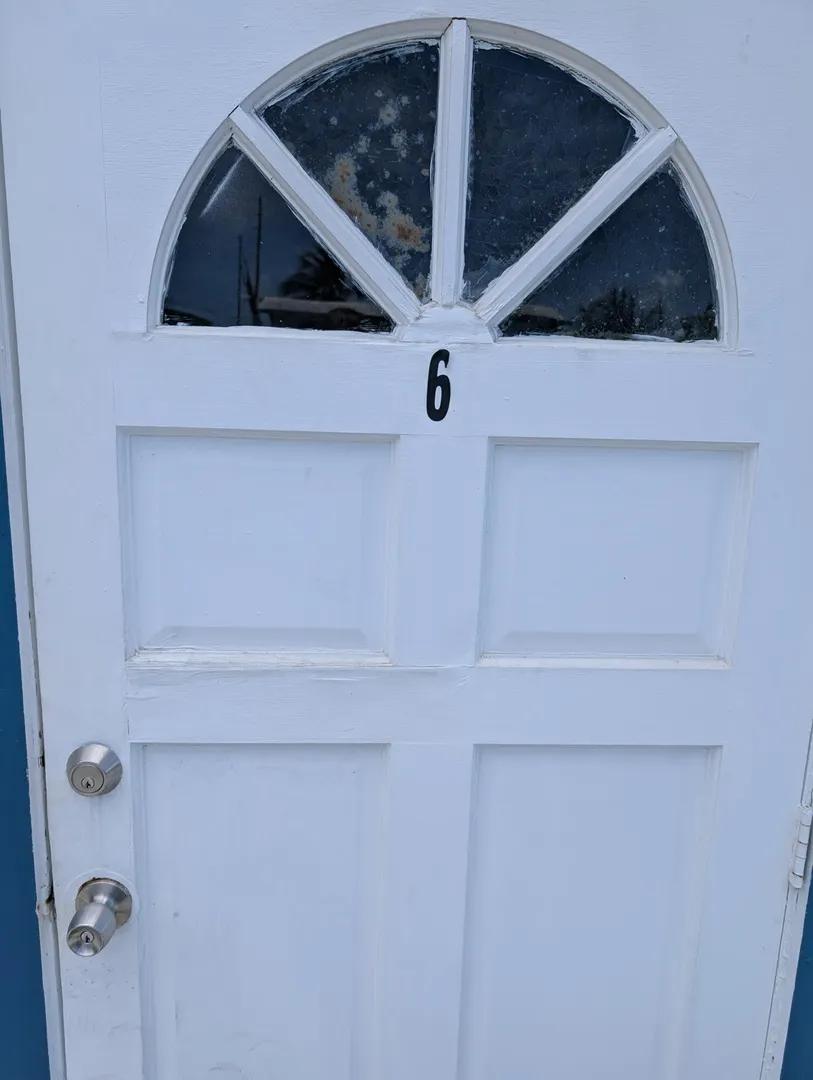Studio apartment in Red Hook, St. Thomas — photo 2