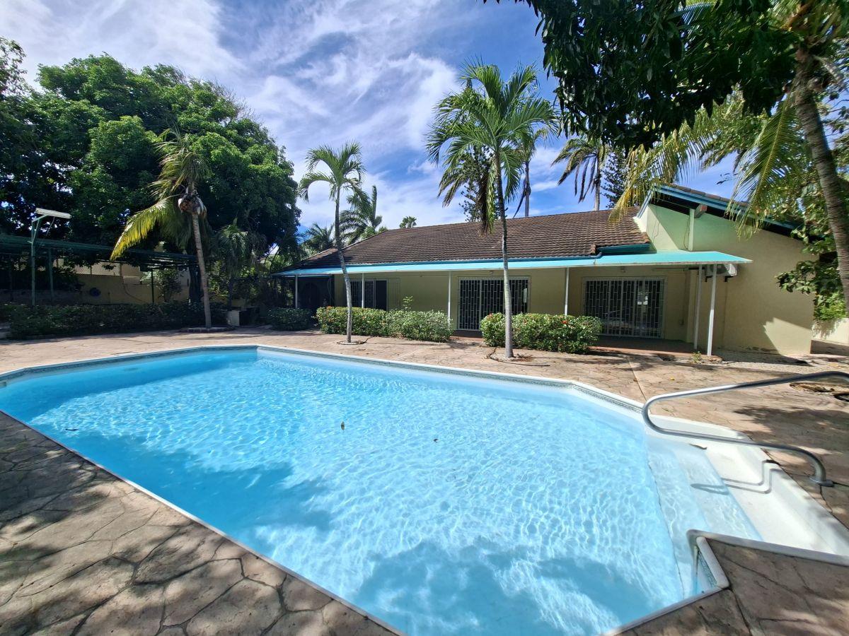 3 bedroom villa in Jan Sofat with Spanish Water and Table Mountain views — photo 1